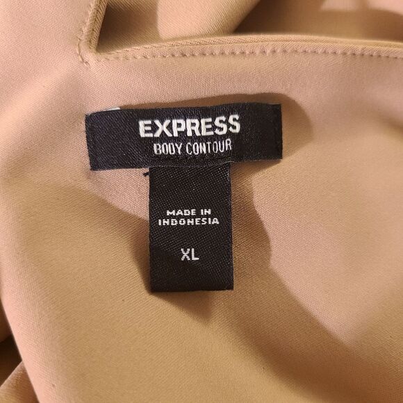 Express Body Contour High Compression Double V-Neck Smoothing Tank XL - Picture 3 of 6